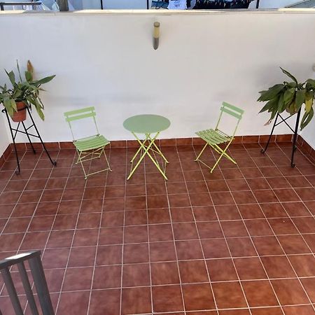 Atico Con Terraza- Solarium Lejlighed Écija Eksteriør billede