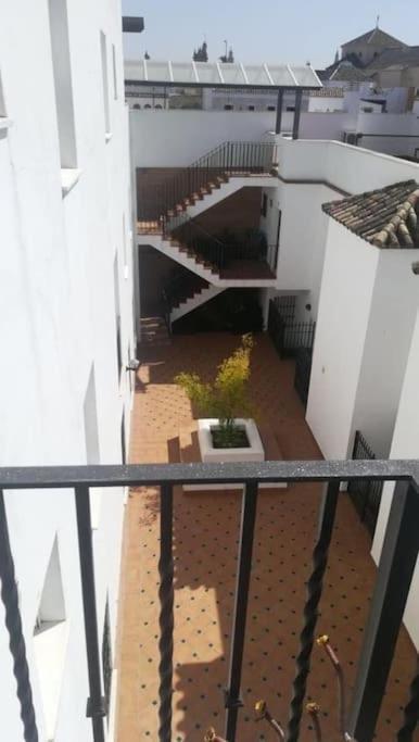 Atico Con Terraza- Solarium Lejlighed Écija Eksteriør billede