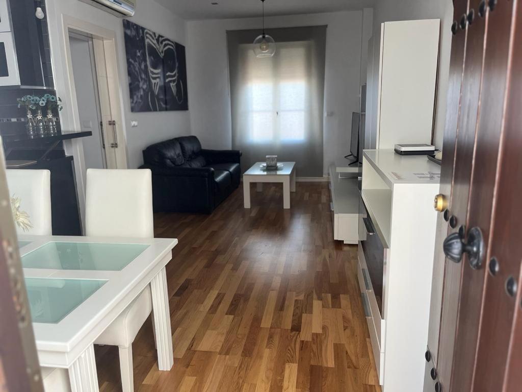 Atico Con Terraza- Solarium Lejlighed Écija Eksteriør billede